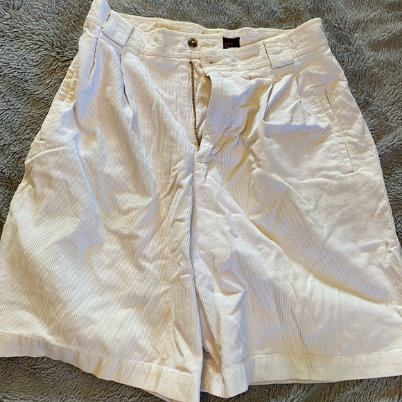 LizSport shorts lots Size 12. All in great condition. - Picture 13 of 16